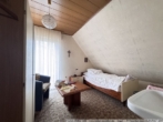 Schlafzimmer I im Dachgeschoss - *** Einfamilienhaus in Hüven mit viel Potenzial! ***