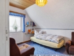 Schlafzimmer 2 im Dachgeschoss - Nähe Nordsee – Einfamilienhaus mit großem Grundstück!