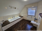 Badezimmer Obergeschoss - Bild II - Börger – Einfamilienhaus mit Einliegerwohnung im Emsland!