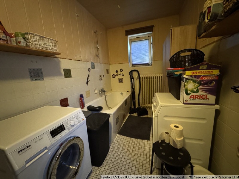 Badezimmer im Erdgeschoss - Bild II