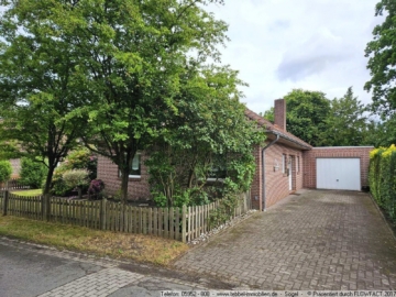 Walmdachbungalow mit Garage in Werpeloh!, 49751 Werpeloh, Bungalow