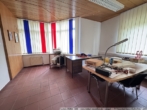 Büro - Empfang - Bild II - Wohnhaus mit 2 Wohnungen und Büro in Klein Berßen!