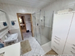 Badezimmer im Erdgeschoss