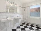 Badezimmer - Bild I - Sögel – Gepflegtes Wohnhaus mit großzügigem Platzangebot!
