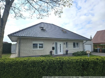 *** Lathen! – Walmdachbungalow in zentraler Lage! ***, 49762 Lathen, Bungalow