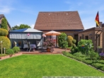 Blick vom Garten - Papenburg – Einfamilienhaus mit separatem, kleinem Wohnhaus!