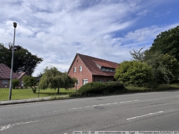 Werlte! Charmantes Bauernhaus mit Potenzial! Ideal für Investoren!, 49757 Werlte, Einfamilienhaus