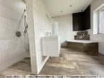Exklusives Einfamilienhaus in Esterwegen! - Badezimmer im Obergeschoss