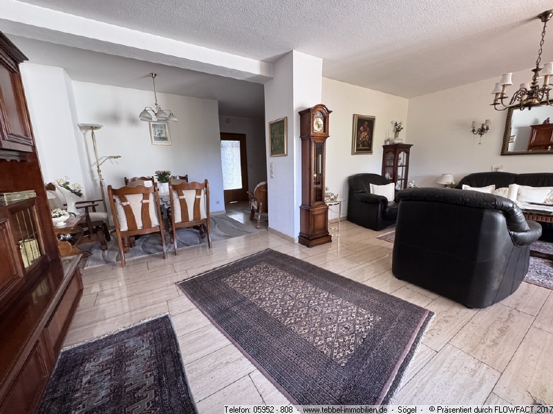 Wohn- und Esszimmer - Bild I